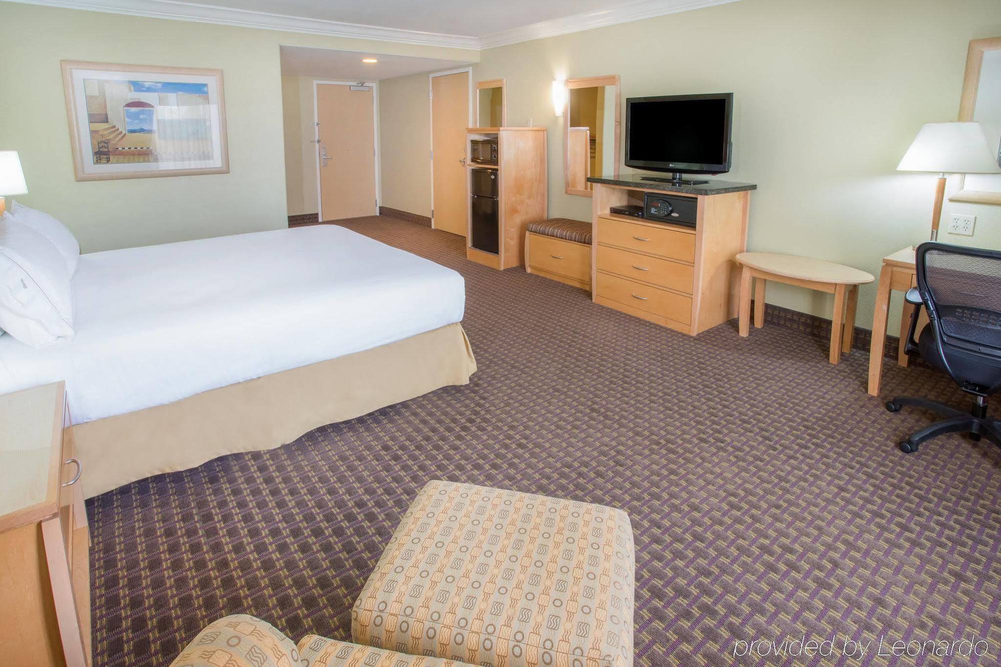 Holiday Inn Express Hotel & Suites Vacaville By Ihg Eksteriør bilde